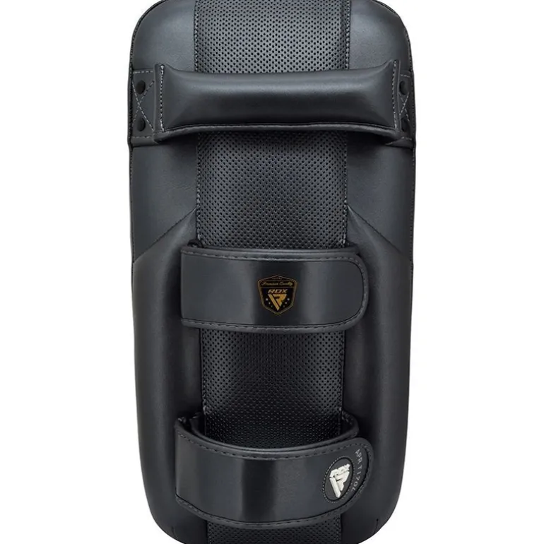 RDX T17 Aura Thai Pad